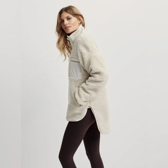 Varley Marney Oversized Fuzzy Jacket Fleece Sherpa - Picture 5 of 16